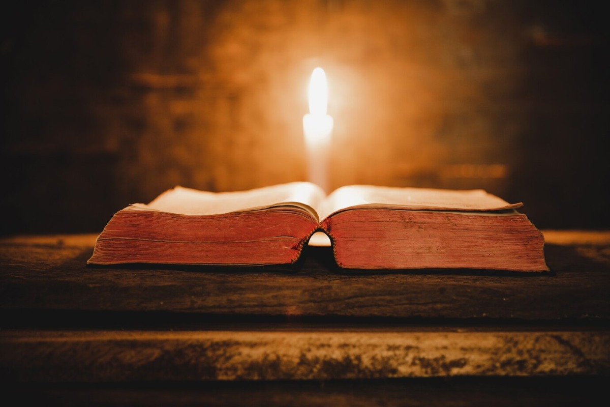 Quanto sei ferrato sulla Bibbia? Questo quiz ti metterà davvero alla prova! - Image by freepik