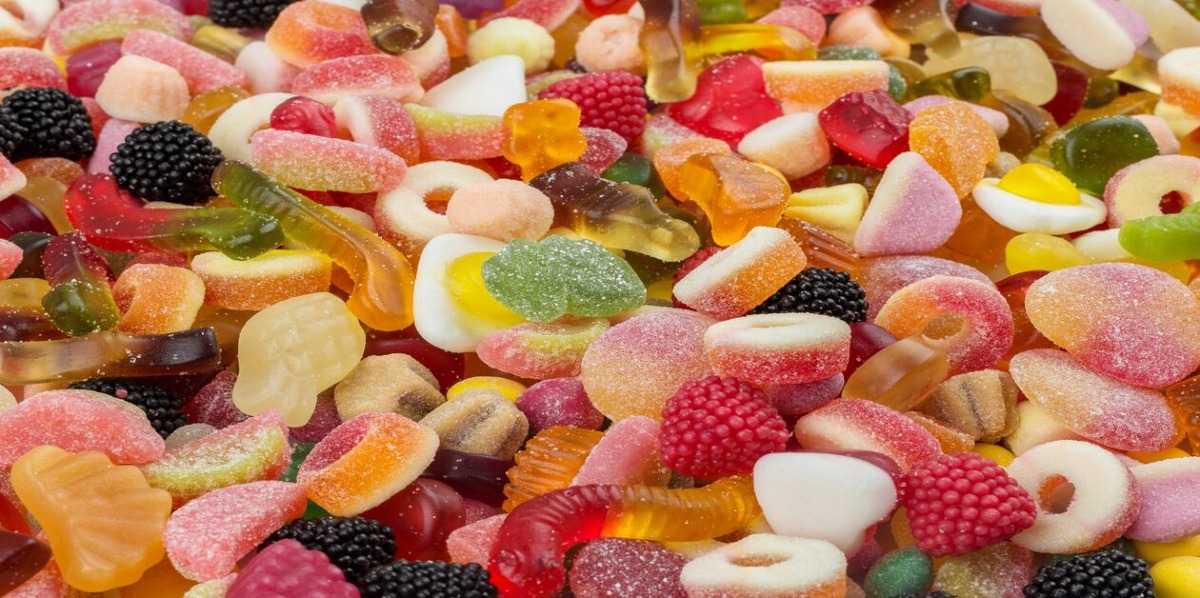Ricordi davvero le caramelle dell’oratorio? Solo i veri golosi anni ‘90 possono azzeccarle tutte (senza sbavare)! -