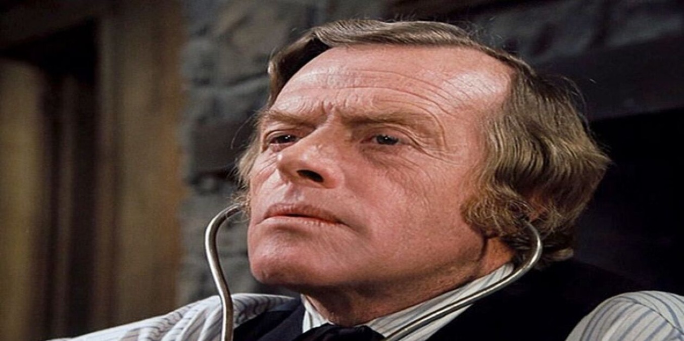 Se riconosci in meno di 2 minuti i medici della tv ... sei un mito. E il medico in copertina? - 