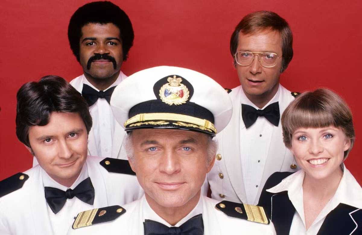 QUIZ CLICCA LA COPERTINA: Devi indovinare 10 telefilm dalla sola immagine . Se li indovini tutti, sei il re di quegli anni -