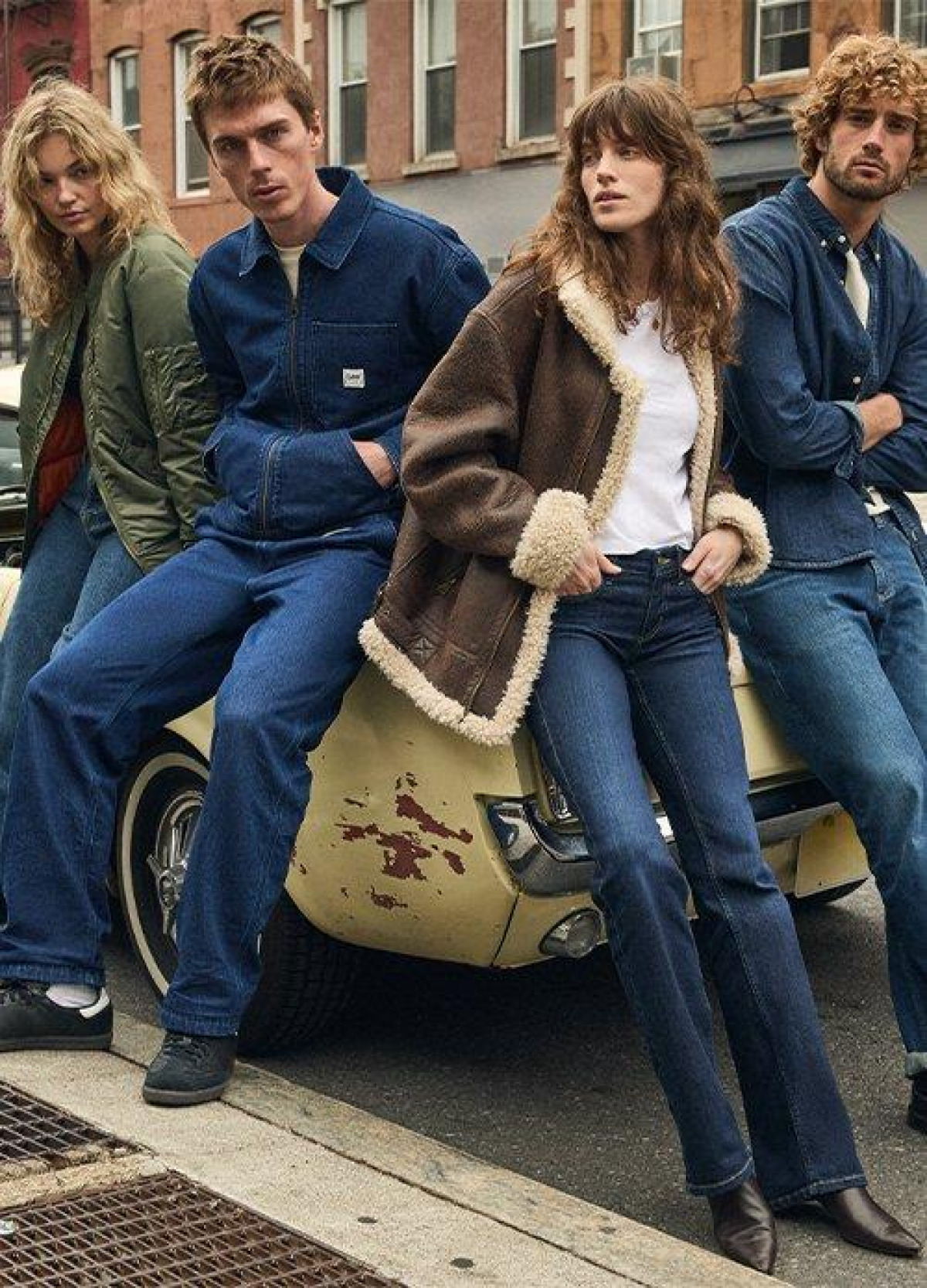 Quiz: Anni ’90 tra moda, brand iconici e tendenze cult… se fai il fenomeno e sbagli, è meglio che torni ai 2000 - 