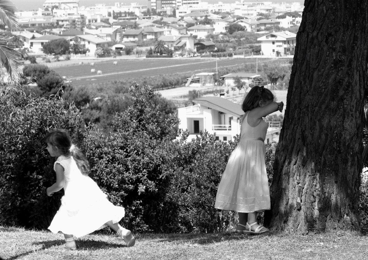 Quiz: Giochi da cortile anni ’90… se non hai litigato almeno una volta, questo test ti mette in crisi - 