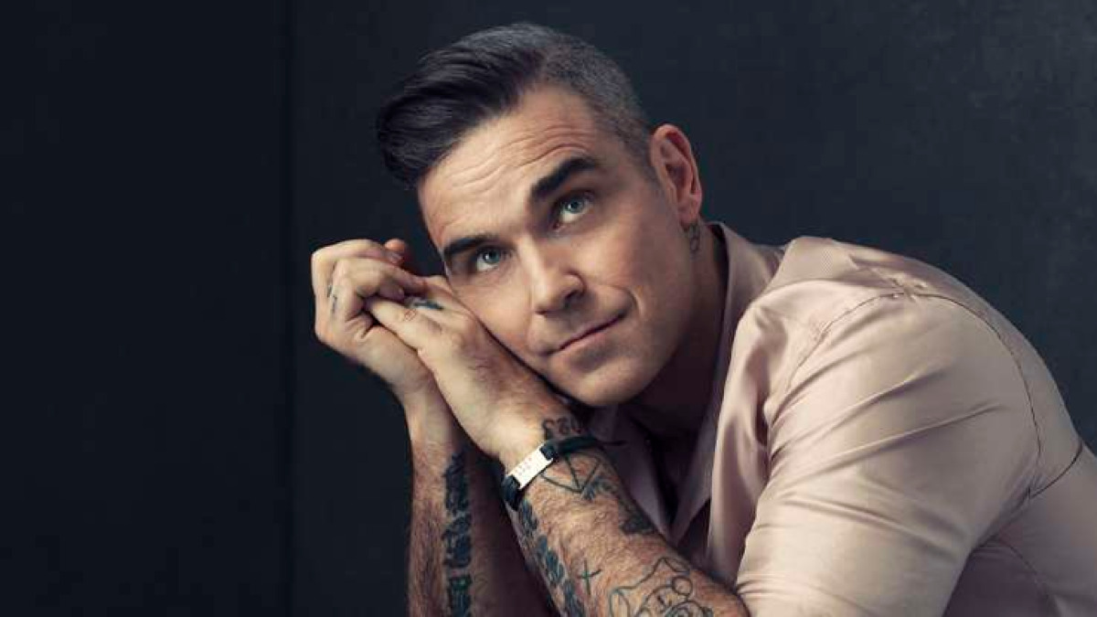 Quiz: Robbie Williams anni ’90… se pensi di conoscerlo davvero, questo test ti ridimensiona - 