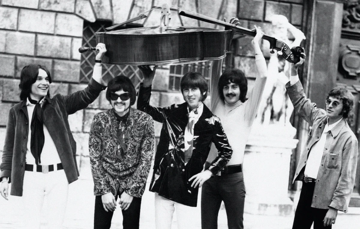 Quiz: Rock psichedelico anni ’60-’70… se pensi di conoscere davvero Pink Floyd, Hendrix e Doors mettiti alla prova - 