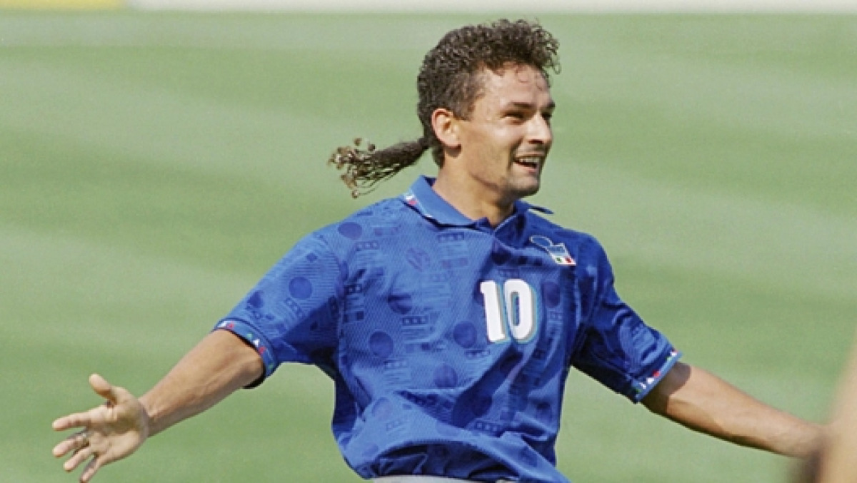 Quiz: Hai vissuto davvero gli anni ’90? Solo chi collezionava figurine e guardava “90° Minuto” riconoscerà questi momenti storici - 