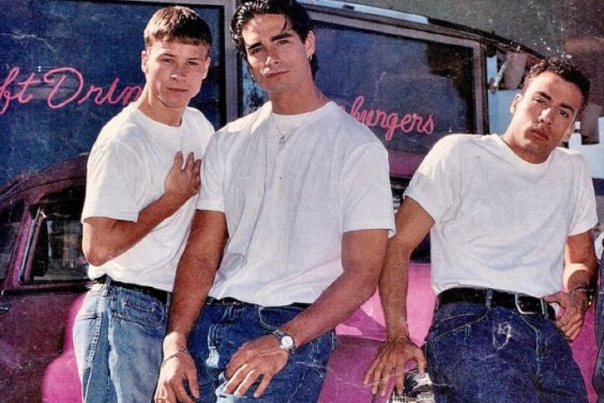 Quiz: Hai davvero vissuto gli anni ’90? Solo chi usciva coi Buffalo ai piedi riconoscerà questi dettagli di stile - 