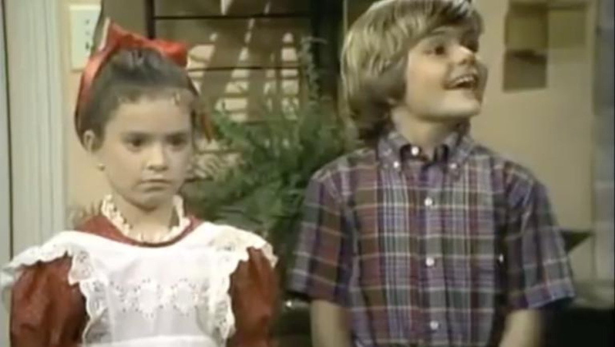 Quiz: Super Vicki sembrava una semplice sitcom… ma questi 10 dettagli hanno mandato in crisi anche i fan degli anni ’80 - 