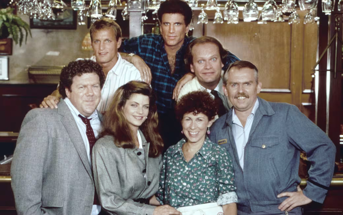 Quiz: Hai ordinato da bere al Cheers più famoso della TV… ma queste 10 domande su Cin Cin metteranno in crisi anche i clienti abituali! - 