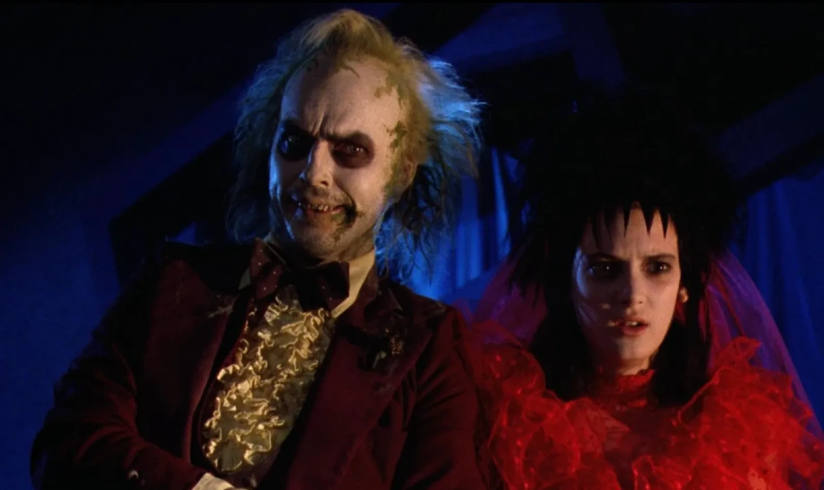 Quiz: Hai visto Beetlejuice decine di volte… ma questi 10 dettagli sfuggono perfino ai fan più accaniti di Tim Burton! - 